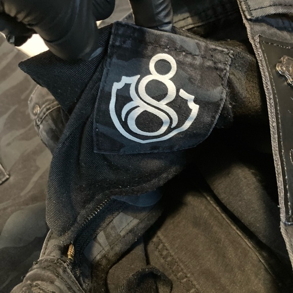 Eight 732 Camo Cargo Pants Rapper Young Jeezy’s Clothing Line - Picture 4 of 7